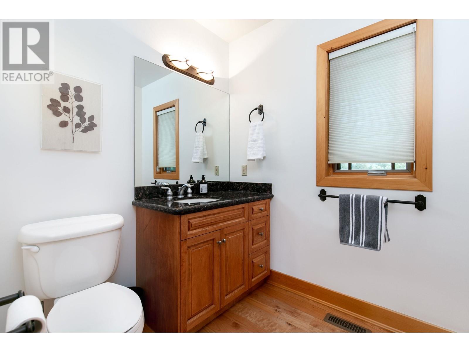 1360 Collins Road, Pemberton, British Columbia  V0N 2L0 - Photo 13 - R2789423