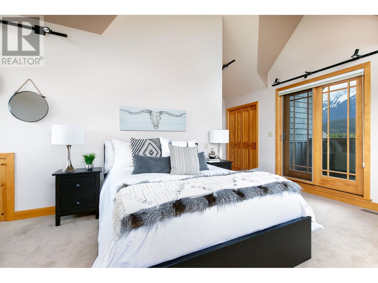 1360 Collins Road, Pemberton, British Columbia  V0N 2L0 - Photo 20 - R2789423