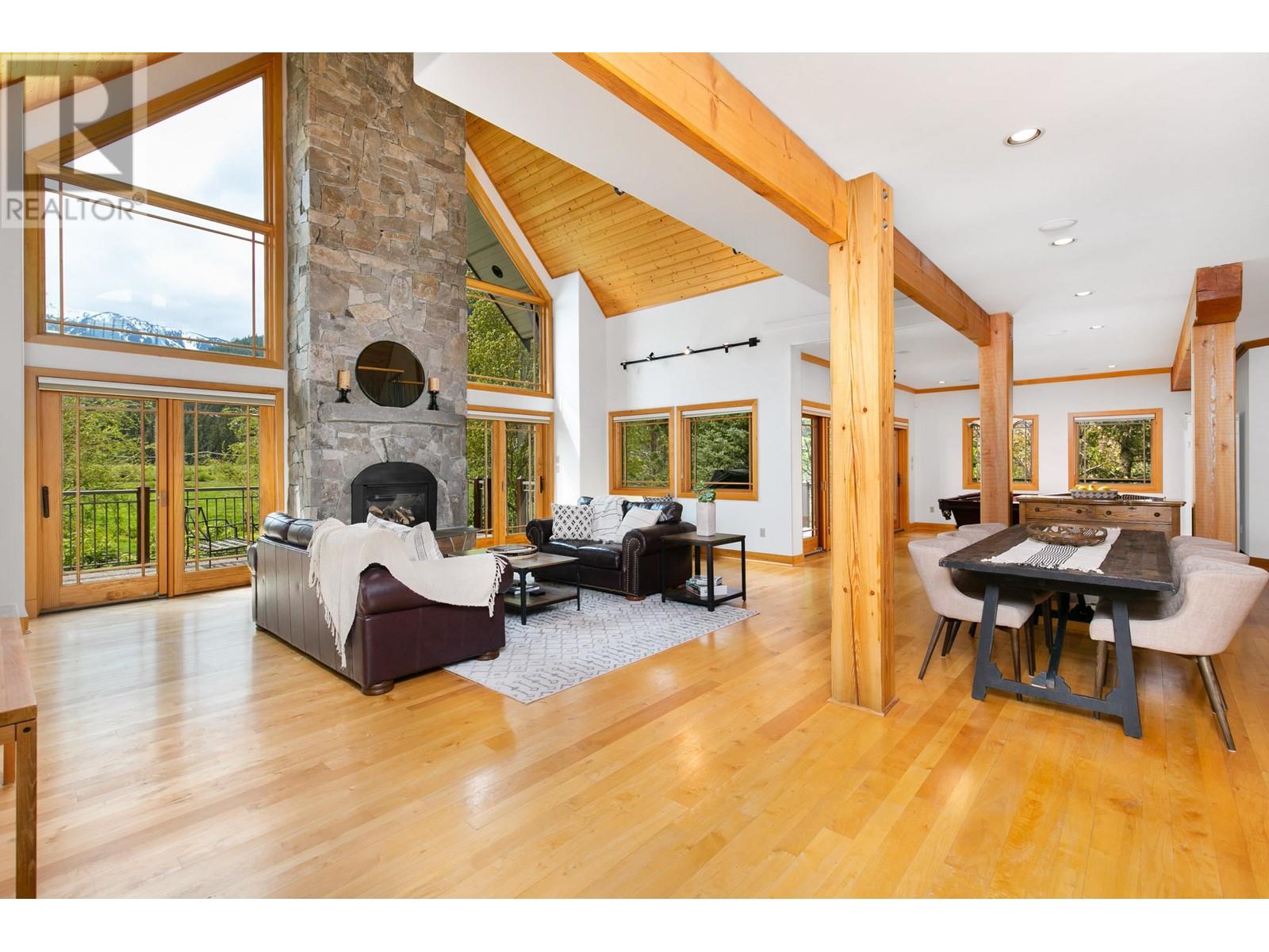 1360 Collins Road, Pemberton, British Columbia  V0N 2L0 - Photo 6 - R2789423