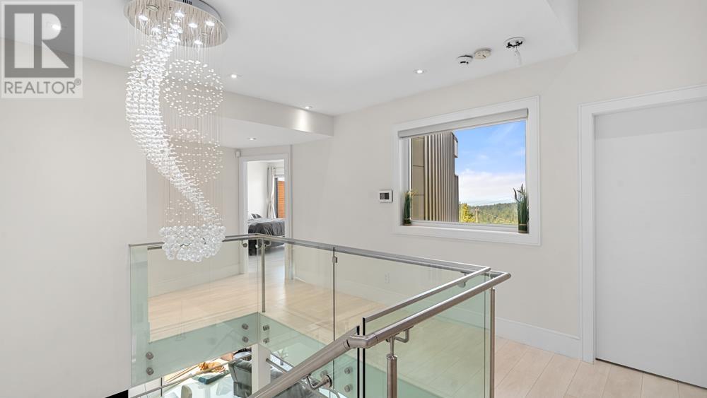 4716 Skyline Drive, North Vancouver, British Columbia  V7R 3H8 - Photo 17 - R2787155