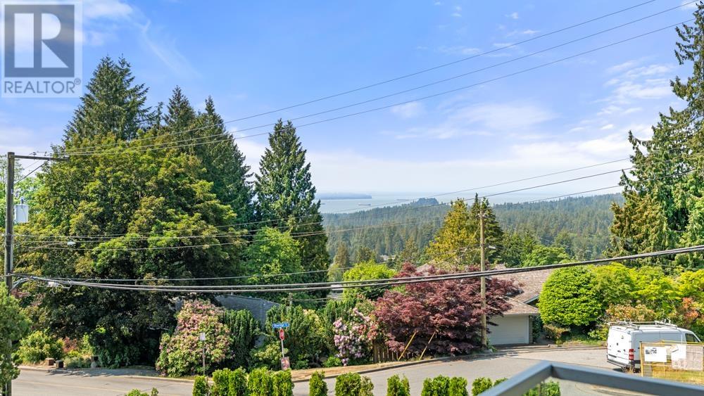 4716 Skyline Drive, North Vancouver, British Columbia  V7R 3H8 - Photo 30 - R2787155