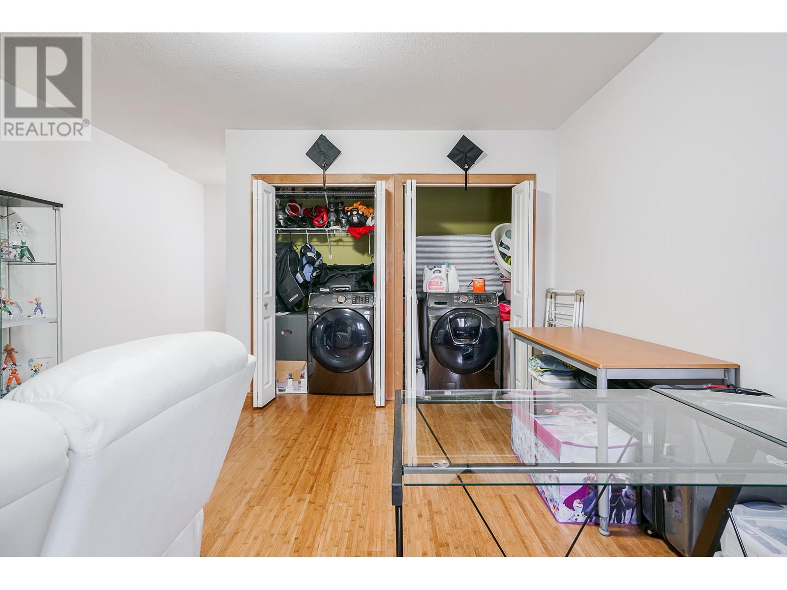 6025 Dickens Street, Burnaby, British Columbia  V5H 1W6 - Photo 21 - R2788325