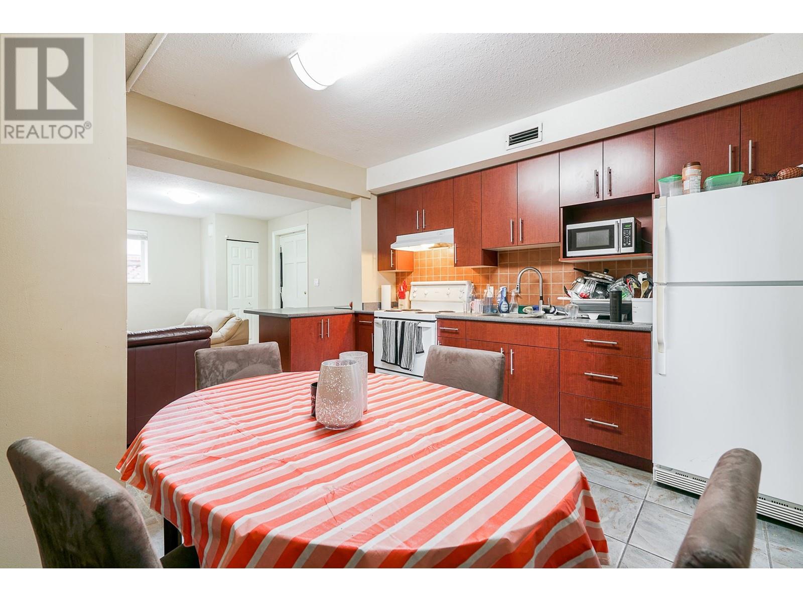 6025 Dickens Street, Burnaby, British Columbia  V5H 1W6 - Photo 37 - R2788325