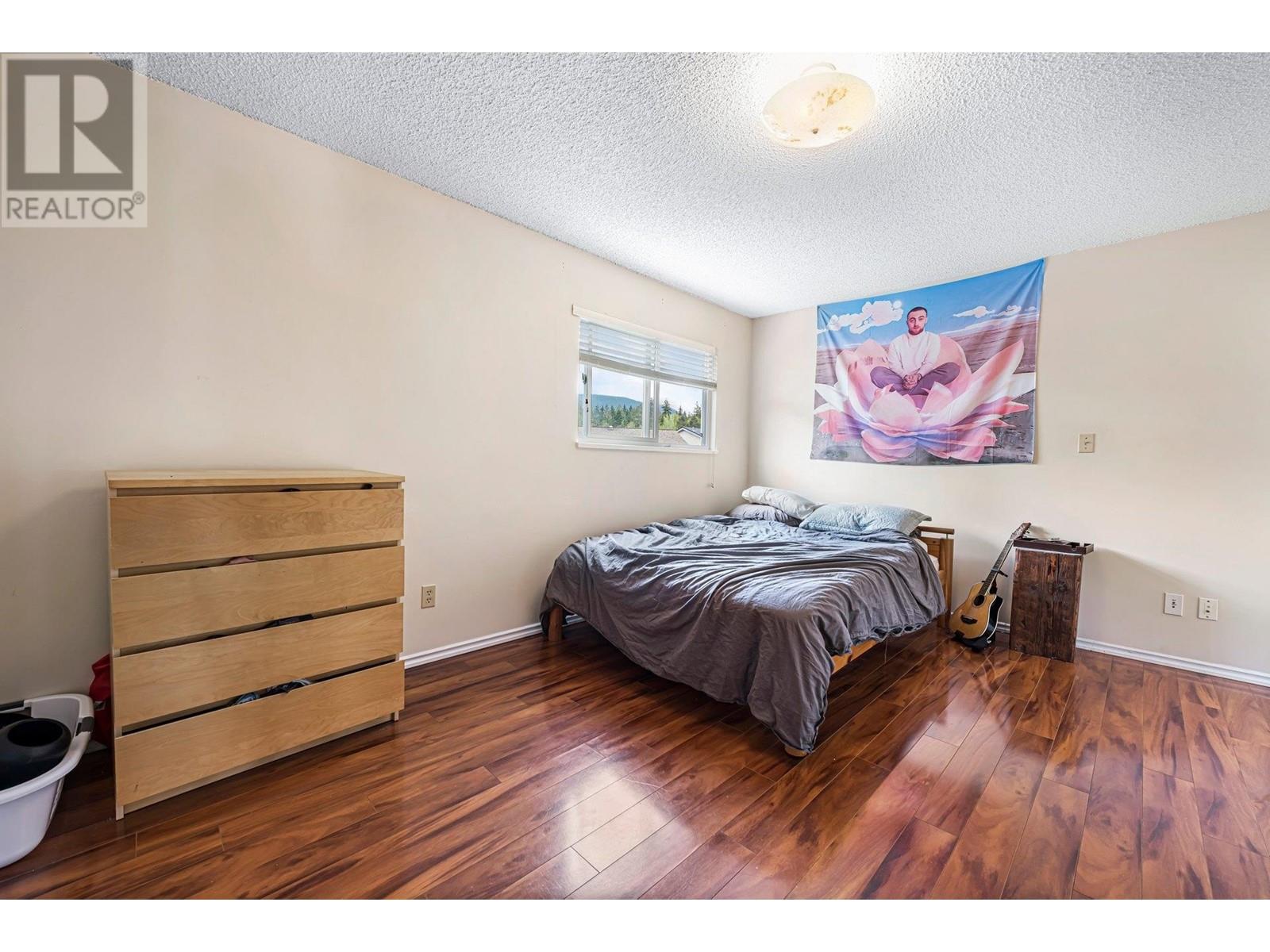 3195 Toba Drive, Coquitlam, British Columbia  V3B 6A3 - Photo 8 - R2788516