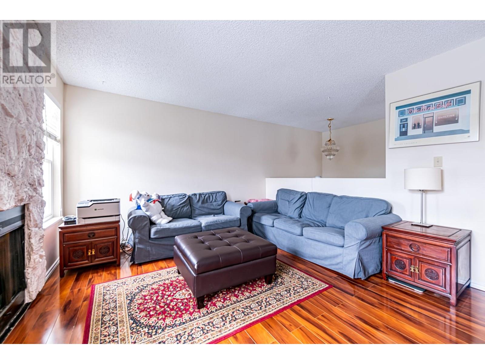 3195 Toba Drive, Coquitlam, British Columbia  V3B 6A3 - Photo 4 - R2788516