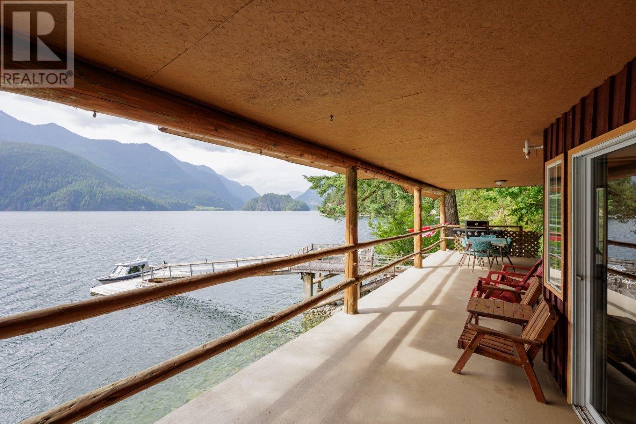 11 Johnson Bay, North Vancouver, British Columbia  V0V 0V0 - Photo 19 - R2789607