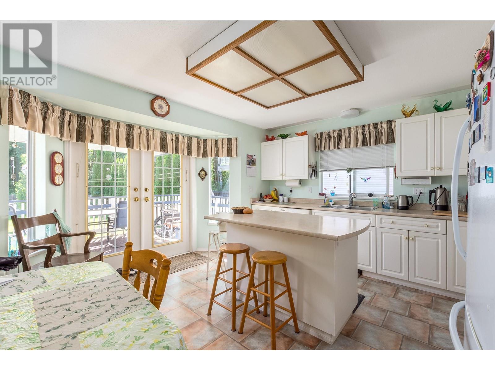 38880 Gambier Avenue, Squamish, British Columbia  V0N 3G0 - Photo 8 - R2789217