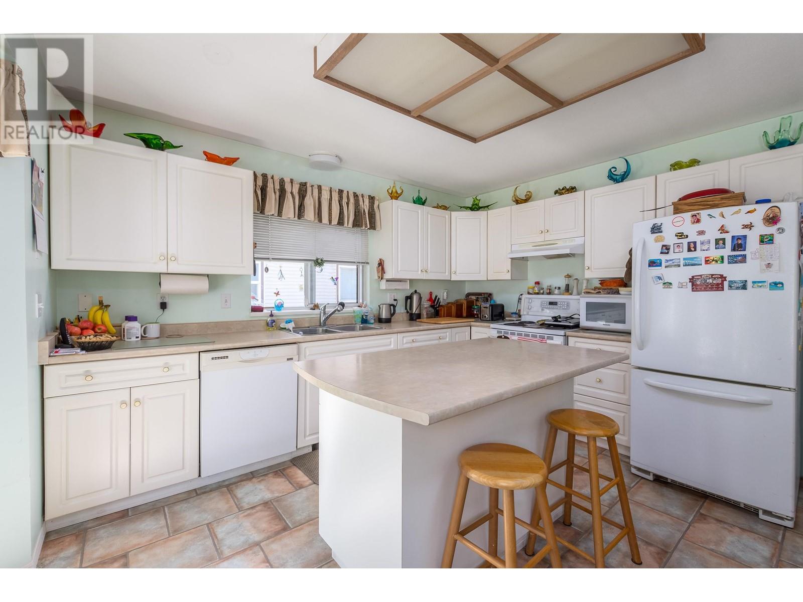 38880 Gambier Avenue, Squamish, British Columbia  V0N 3G0 - Photo 10 - R2789217