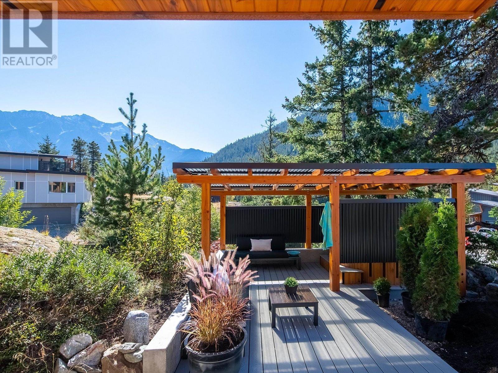 7456 Dogwood Street, Pemberton, British Columbia  V0N 2L0 - Photo 33 - R2789631