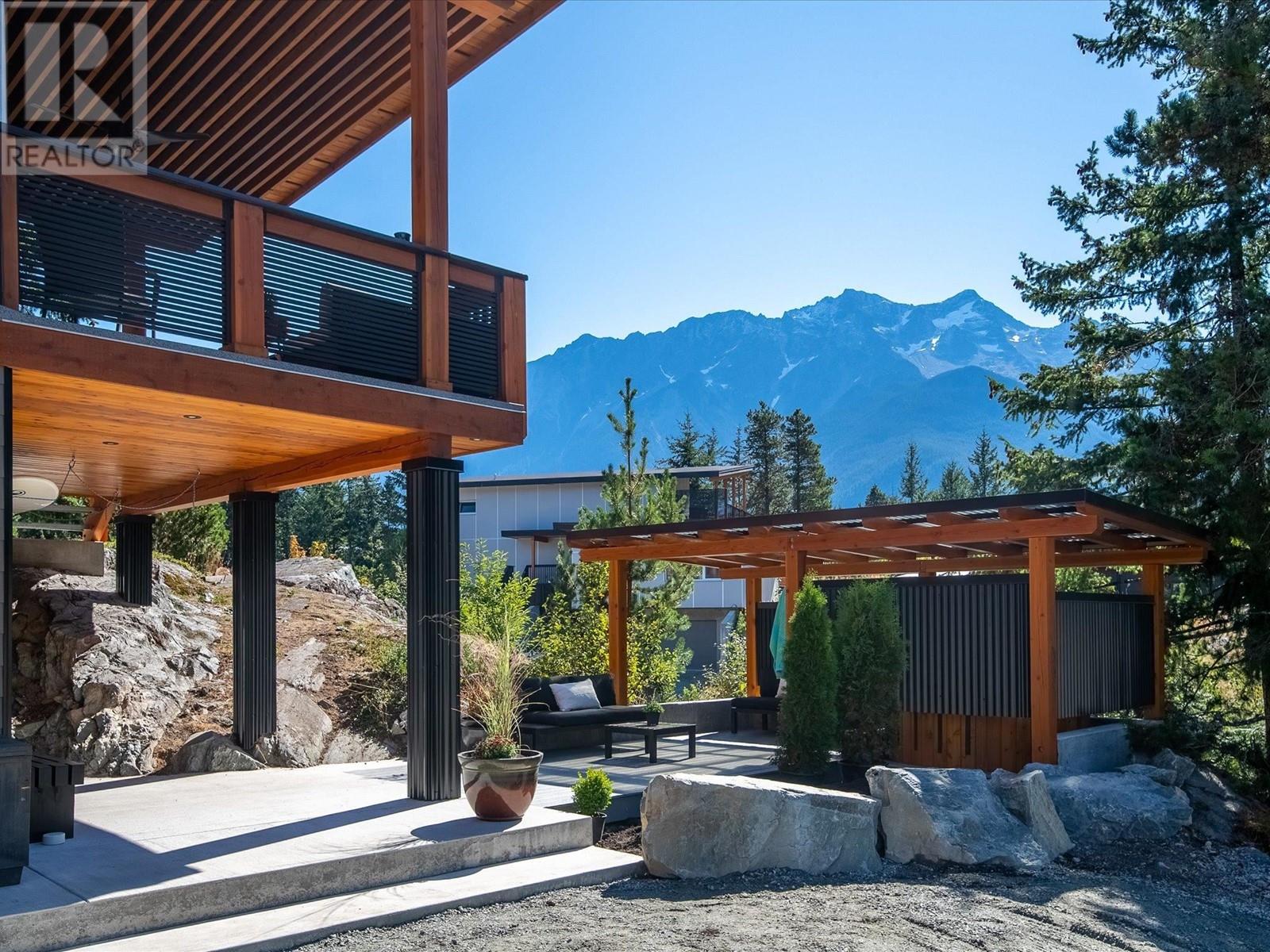 7456 Dogwood Street, Pemberton, British Columbia  V0N 2L0 - Photo 35 - R2789631