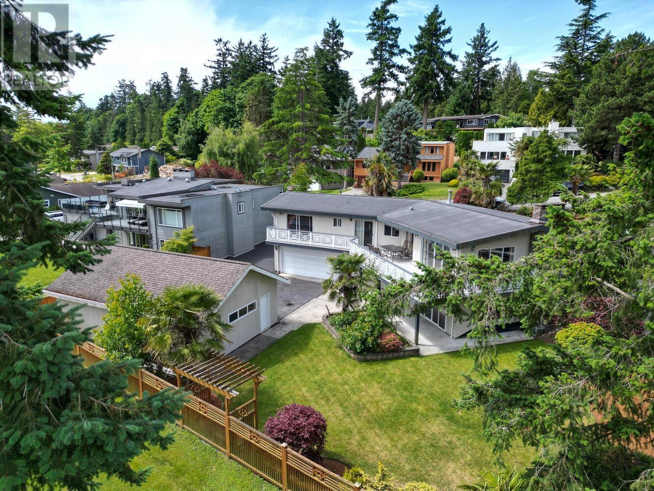 1014 Eden Crescent, Delta, British Columbia  V4L 1W7 - Photo 2 - R2787609