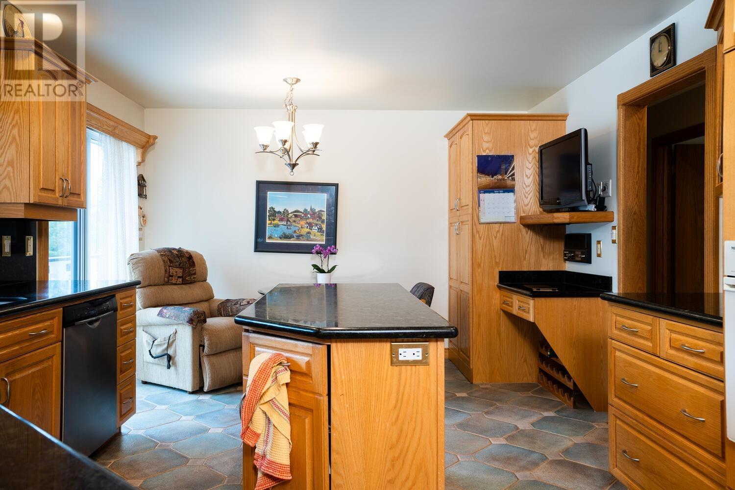 1014 Eden Crescent, Delta, British Columbia  V4L 1W7 - Photo 12 - R2787609