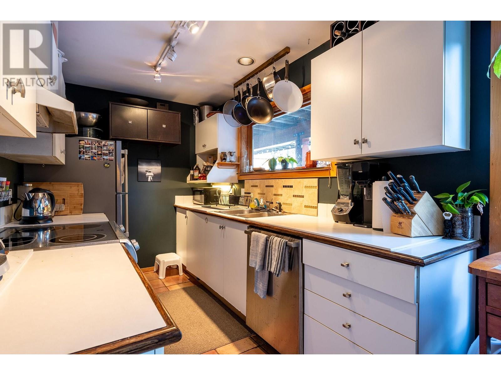 7161 Nancy Greene Drive, Whistler, British Columbia  V8E 0E3 - Photo 26 - R2789575