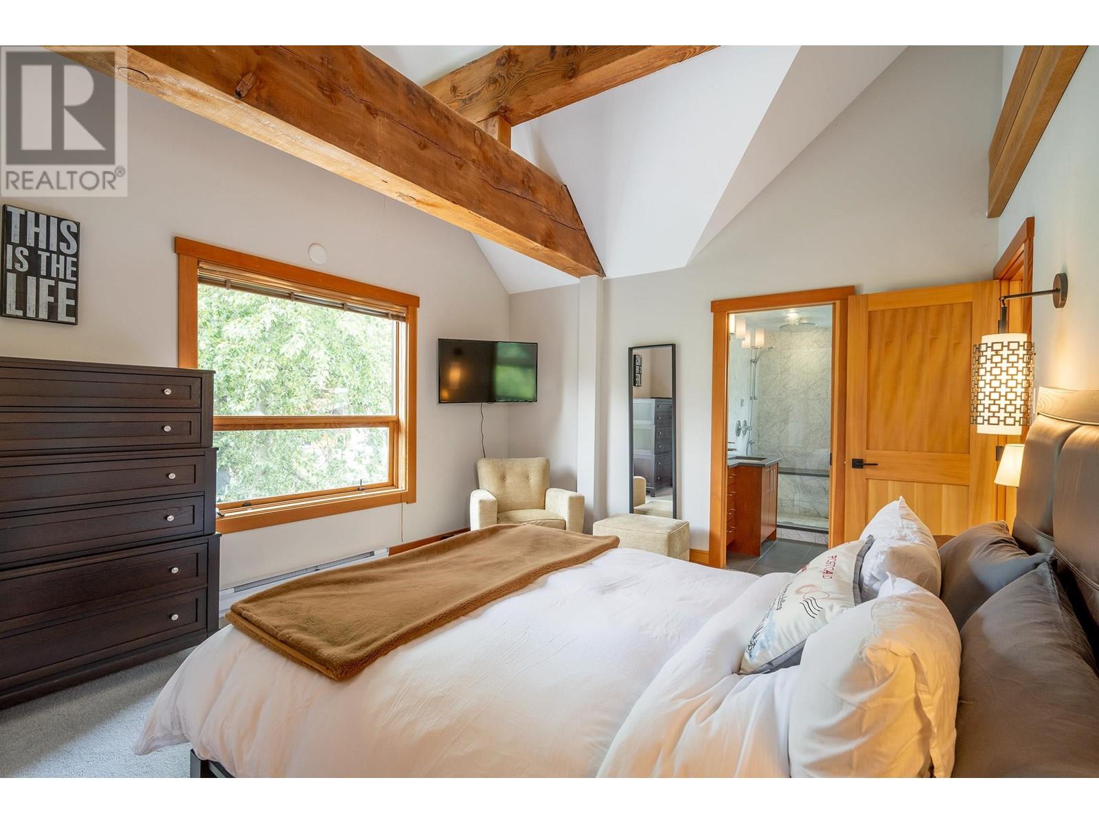 7161 Nancy Greene Drive, Whistler, British Columbia  V8E 0E3 - Photo 14 - R2789575