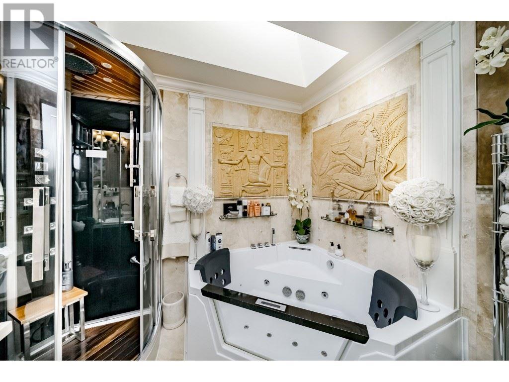 5957 Forglen Drive, Burnaby, British Columbia  V5H 3L4 - Photo 13 - R2789892