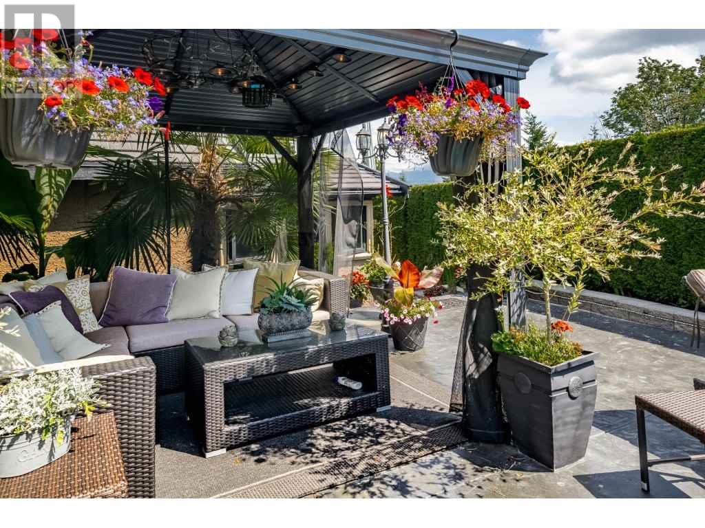 5957 Forglen Drive, Burnaby, British Columbia  V5H 3L4 - Photo 17 - R2789892