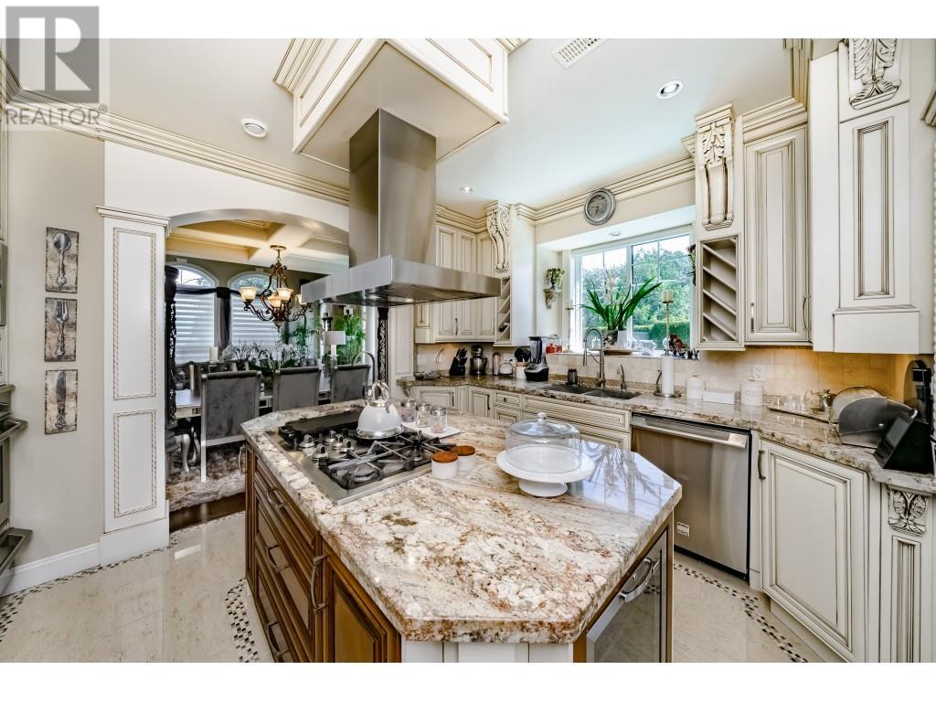 5957 Forglen Drive, Burnaby, British Columbia  V5H 3L4 - Photo 7 - R2789892