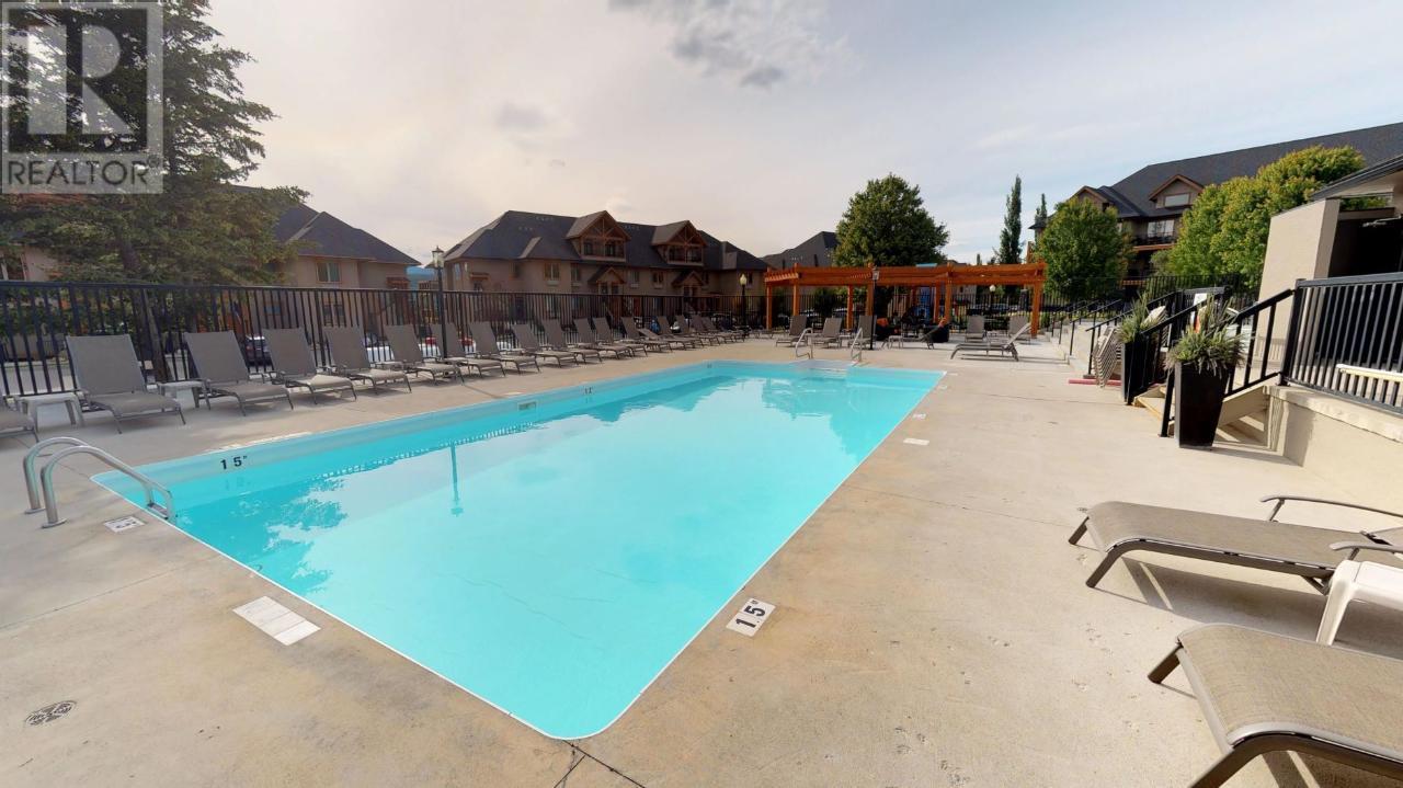 500 BIGHORN BOULEVARD Unit# 523 B Radium Hot Springs