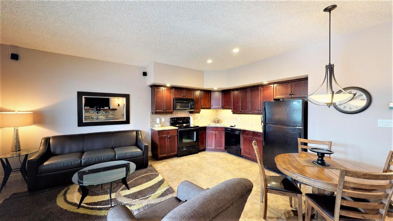 523 B - 500 Bighorn Boulevard, Radium Hot Springs, British Columbia  V0A 1M0 - Photo 9 - 2471587