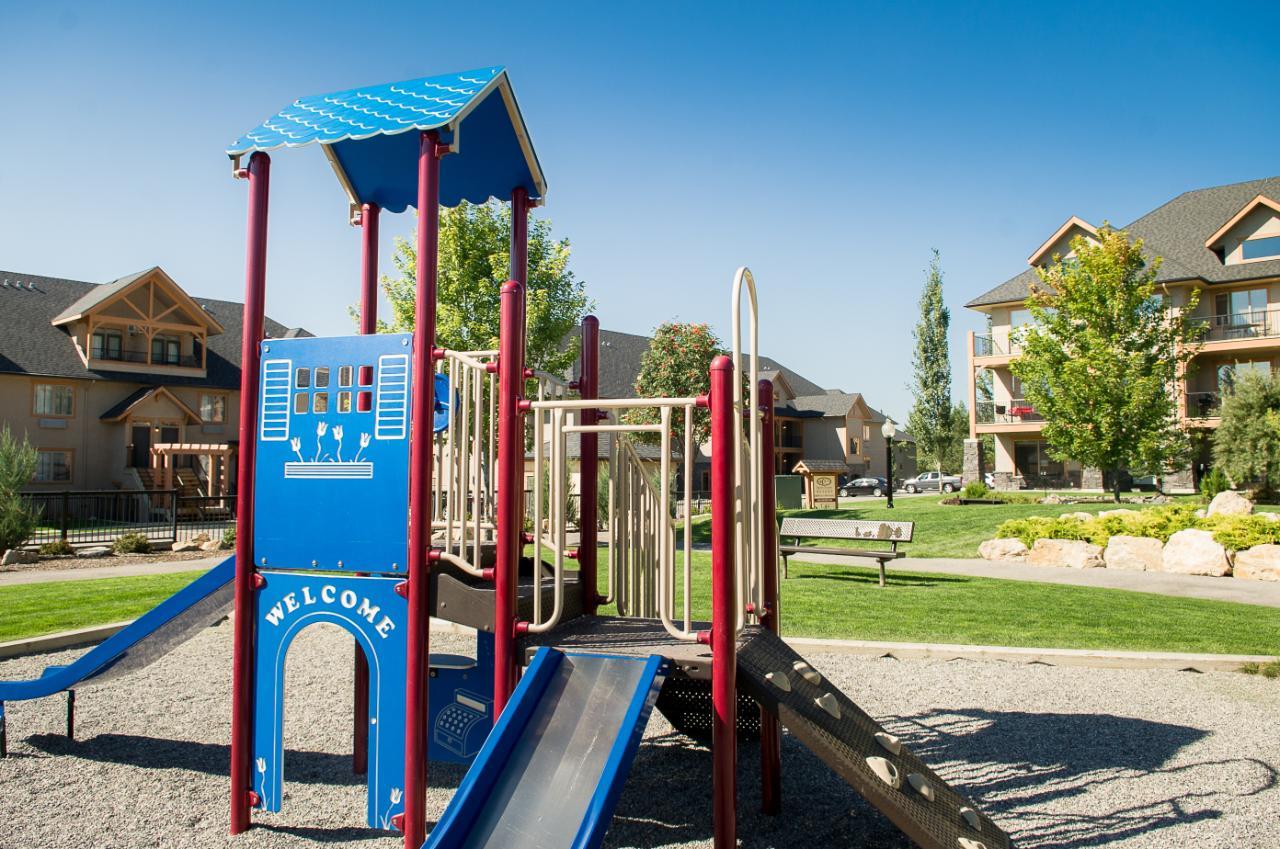 523 B - 500 Bighorn Boulevard, Radium Hot Springs, British Columbia  V0A 1M0 - Photo 53 - 2471587