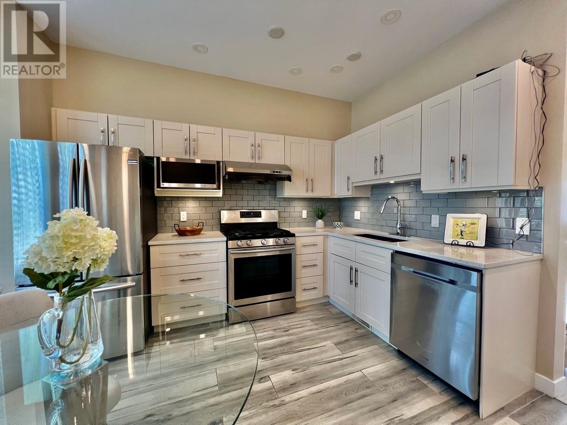 Listing Picture 6 of 20 : 26 6331 NO. 1 ROAD, Richmond / 烈治文 - 魯藝地產 Yvonne Lu Group - MLS Medallion Club Member