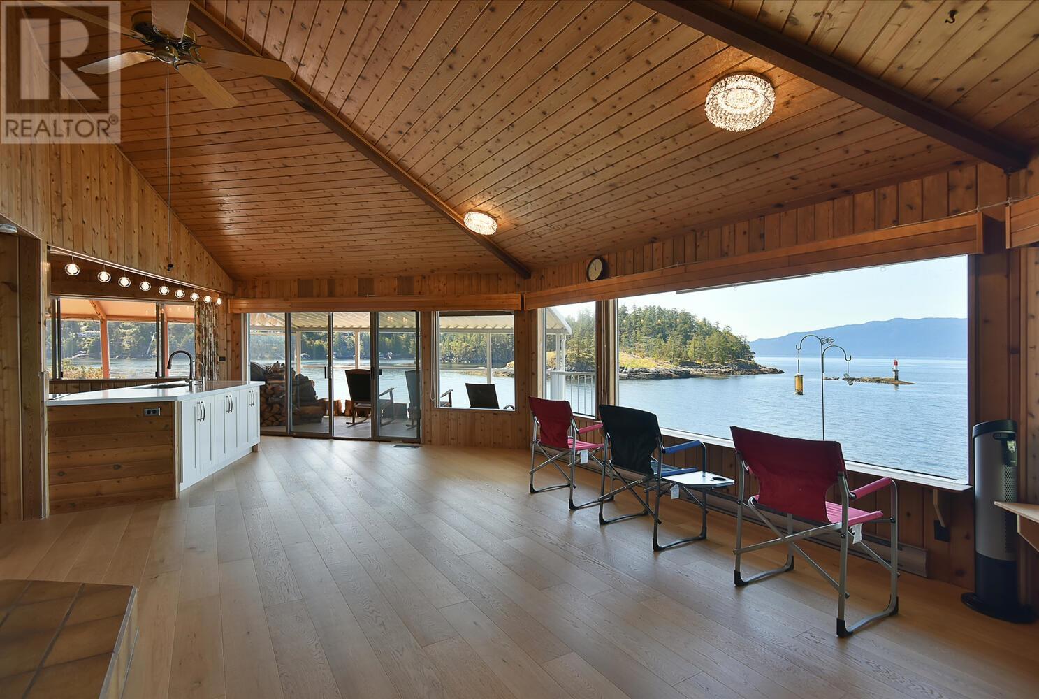 13209 Dames Road, Garden Bay, British Columbia  V0N 1S1 - Photo 3 - R2790477