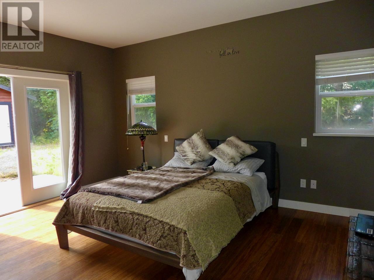 5405 Yew Road, Sechelt, British Columbia  V7Z 0L3 - Photo 21 - R2790525