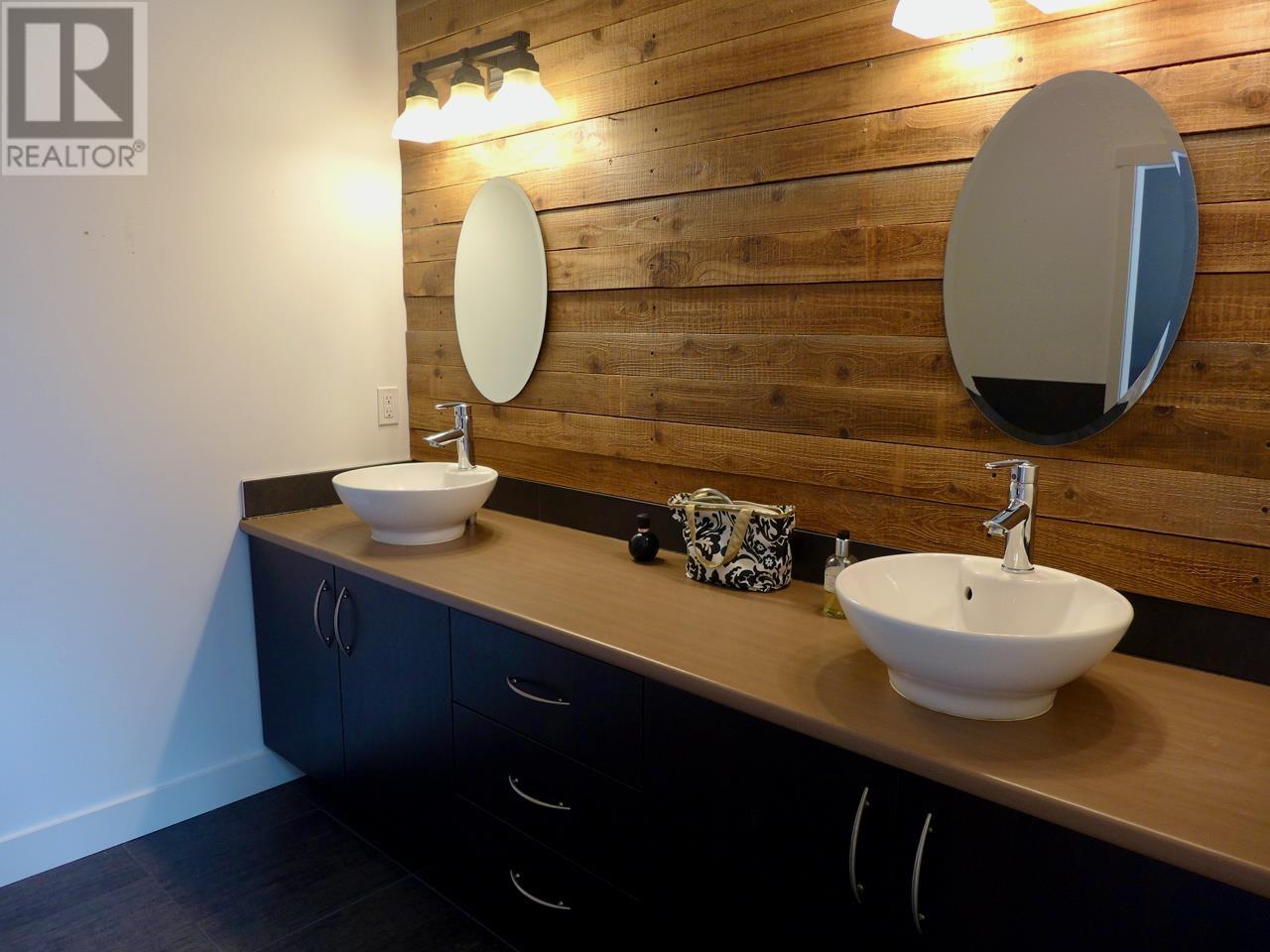 5405 Yew Road, Sechelt, British Columbia  V7Z 0L3 - Photo 23 - R2790525