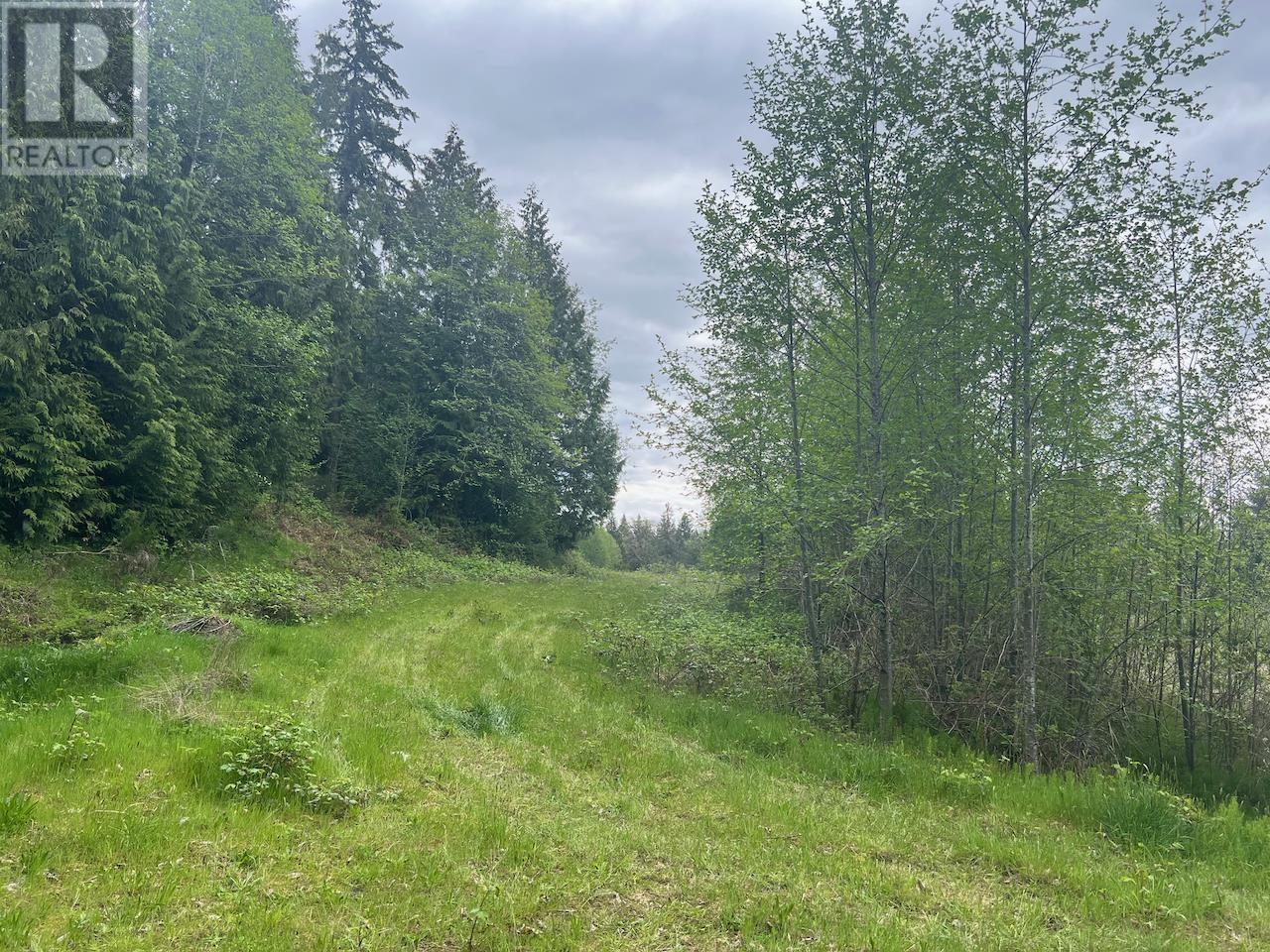 5405 Yew Road, Sechelt, British Columbia  V7Z 0L3 - Photo 8 - R2790525