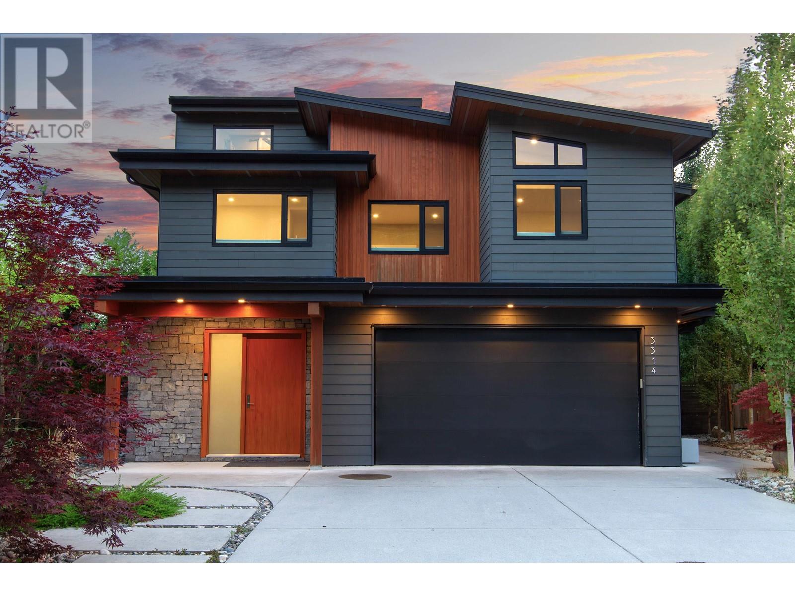 3314 Aristotle Place, Squamish, British Columbia  V8B 0V5 - Photo 1 - R2790563