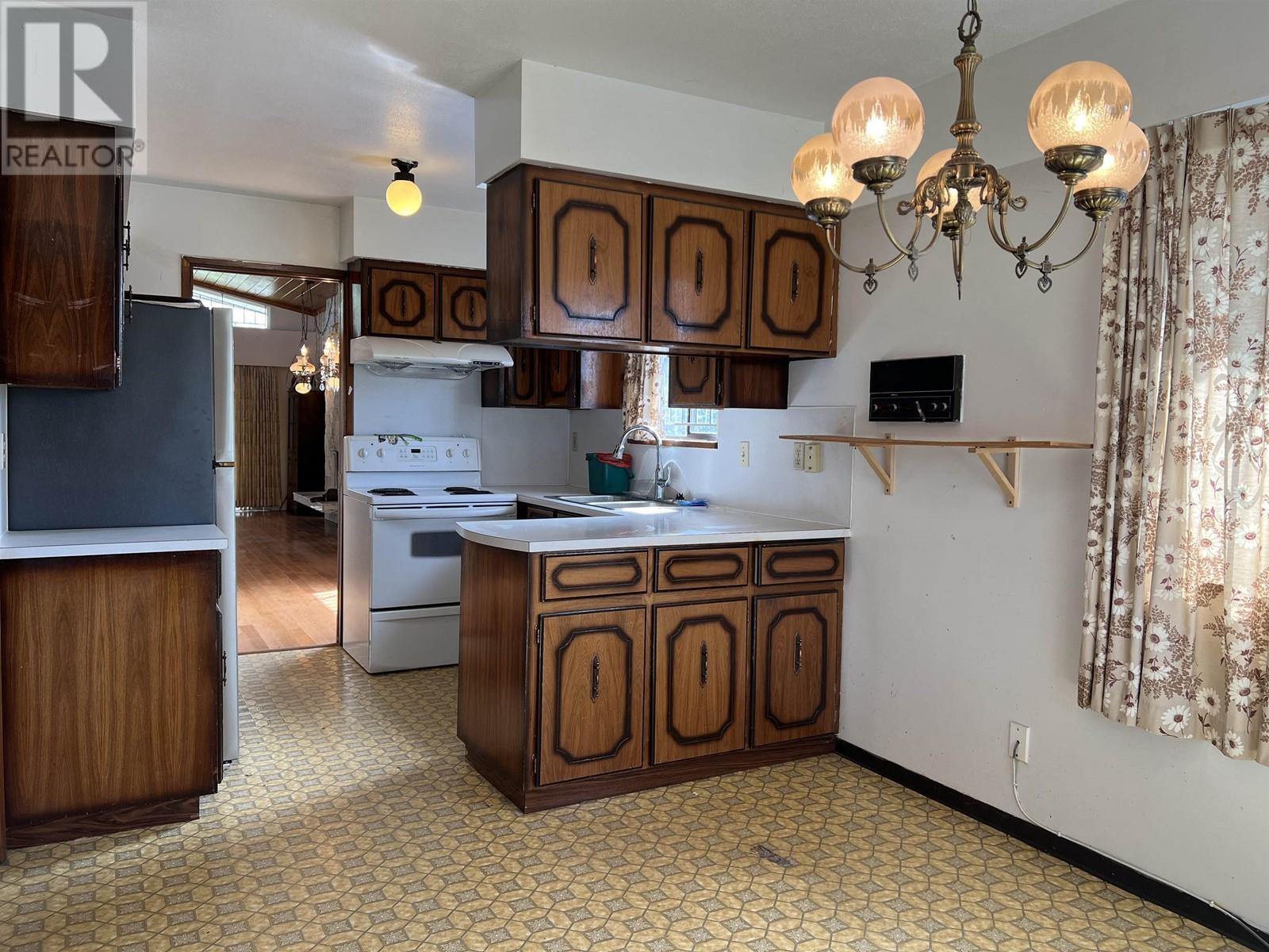 2415 E 28th Avenue, Vancouver, British Columbia  V5R 1R5 - Photo 13 - R2790467