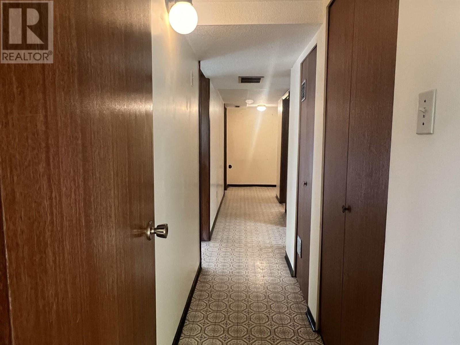 2415 E 28th Avenue, Vancouver, British Columbia  V5R 1R5 - Photo 4 - R2790467