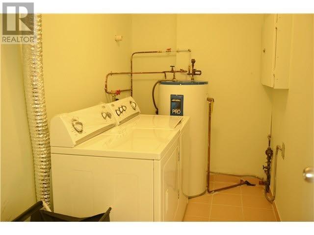 3991 Bond Street, Burnaby, British Columbia  V5H 1E7 - Photo 20 - R2790758