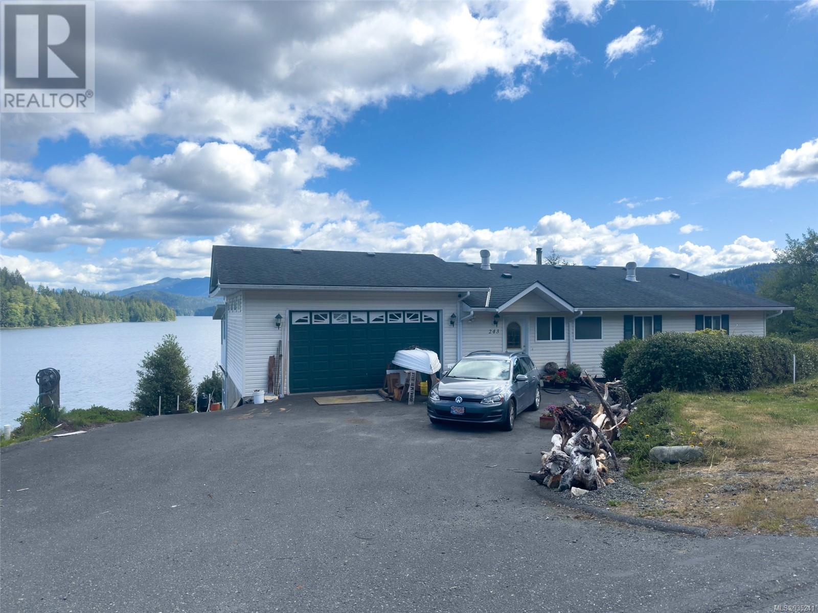 243 Harbour Rd, port hardy, British Columbia V0N1K0