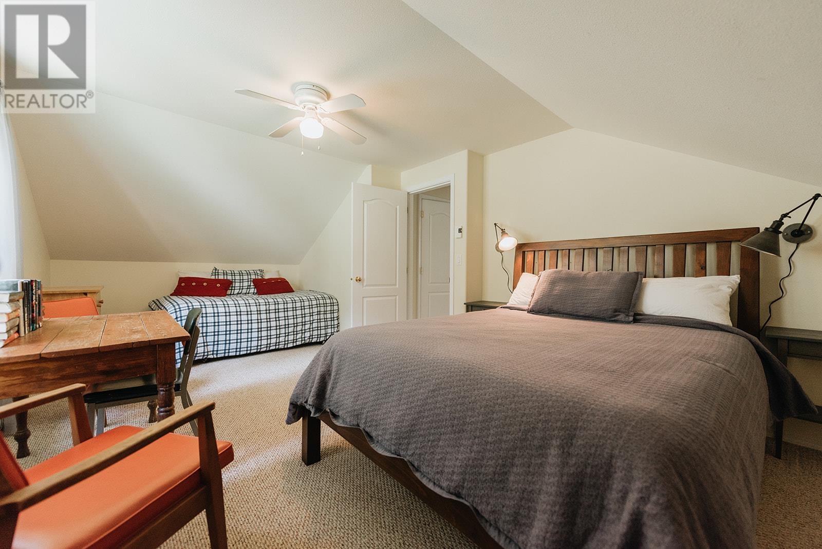 8650 Redrooffs Road, Halfmoon Bay, British Columbia  V7Z 1E7 - Photo 15 - R2790948