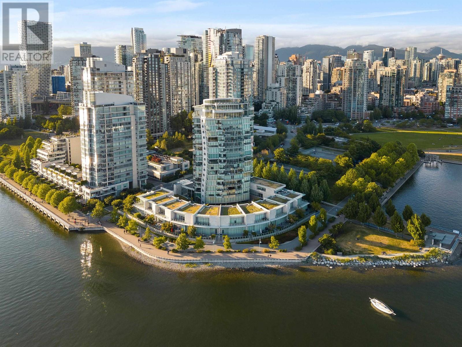 502 1560 Homer Mews, Vancouver, British Columbia  V6Z 0A5 - Photo 1 - R2791318