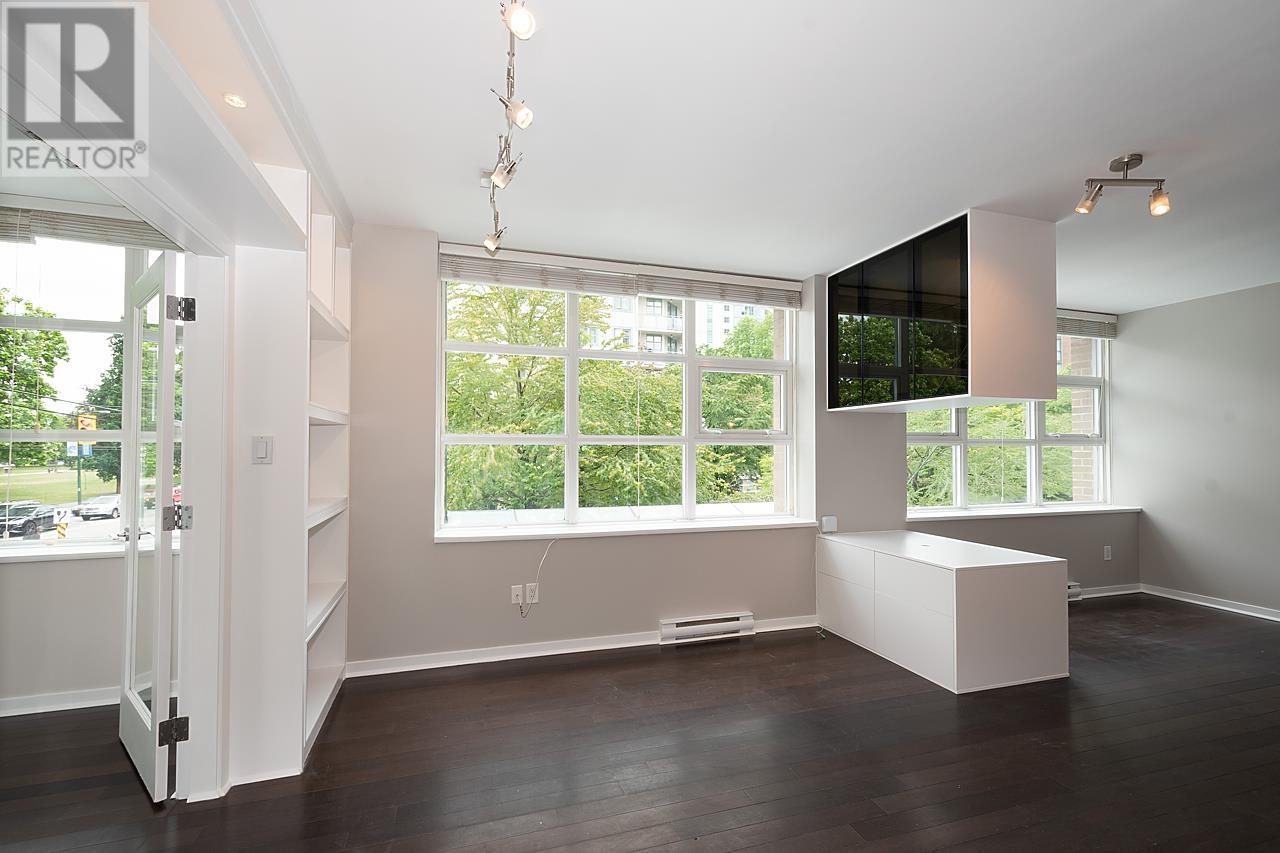 204 189 National Avenue, Vancouver, British Columbia  V6A 4L8 - Photo 6 - R2789485