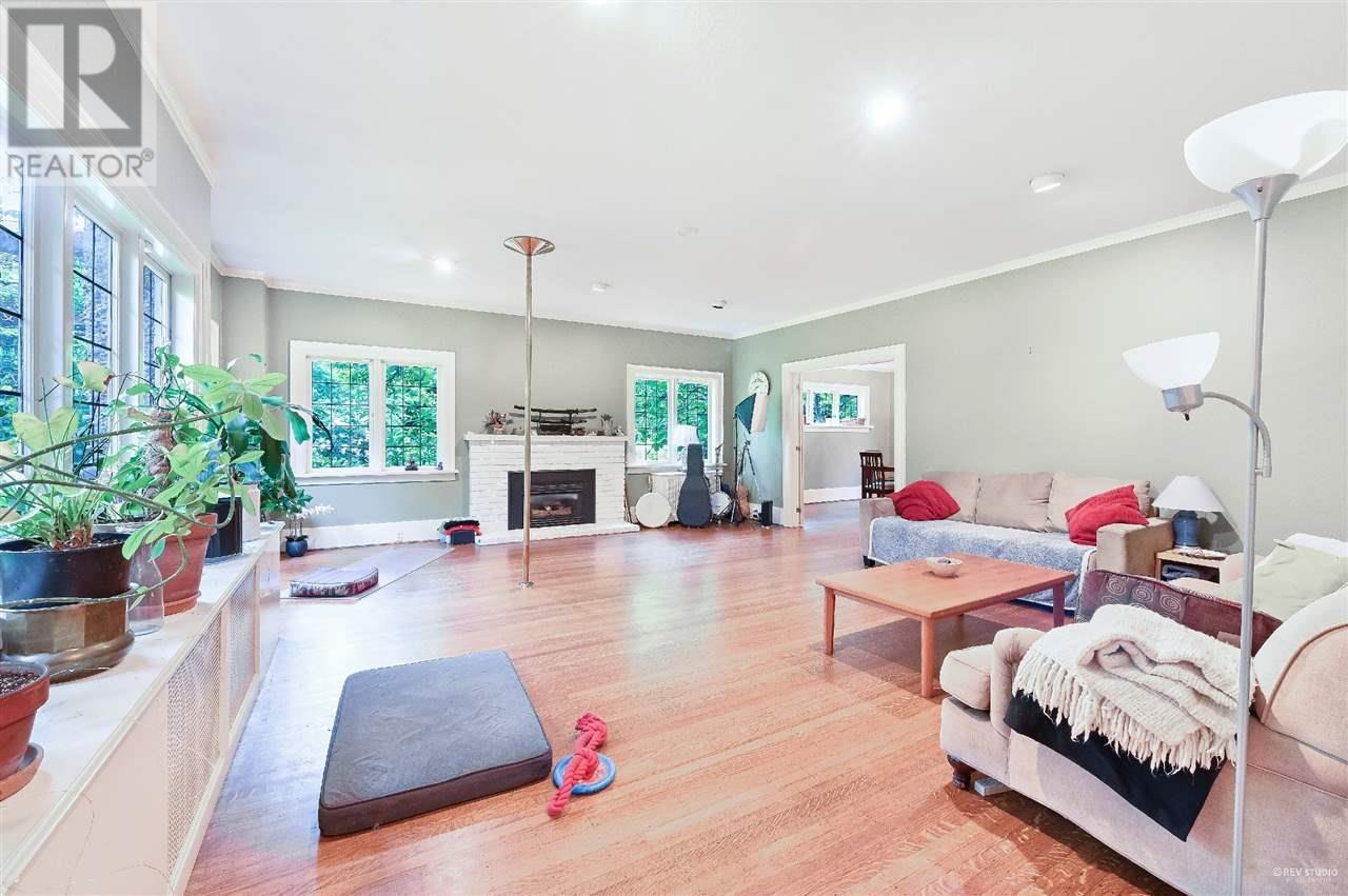 3737 Pine Crescent, Vancouver, British Columbia  V6J 4K4 - Photo 2 - R2688747