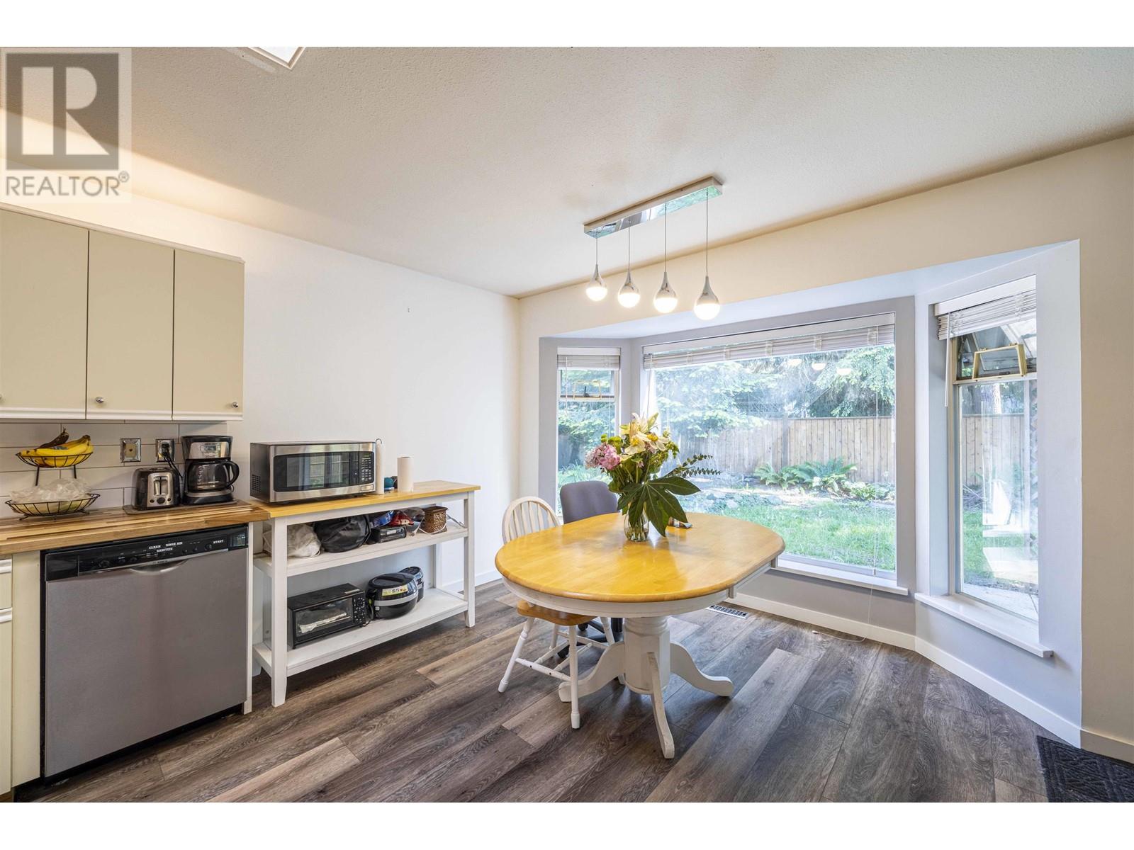 21108 Dewdney Trunk Road, Maple Ridge, British Columbia  V2X 3E9 - Photo 13 - R2779213