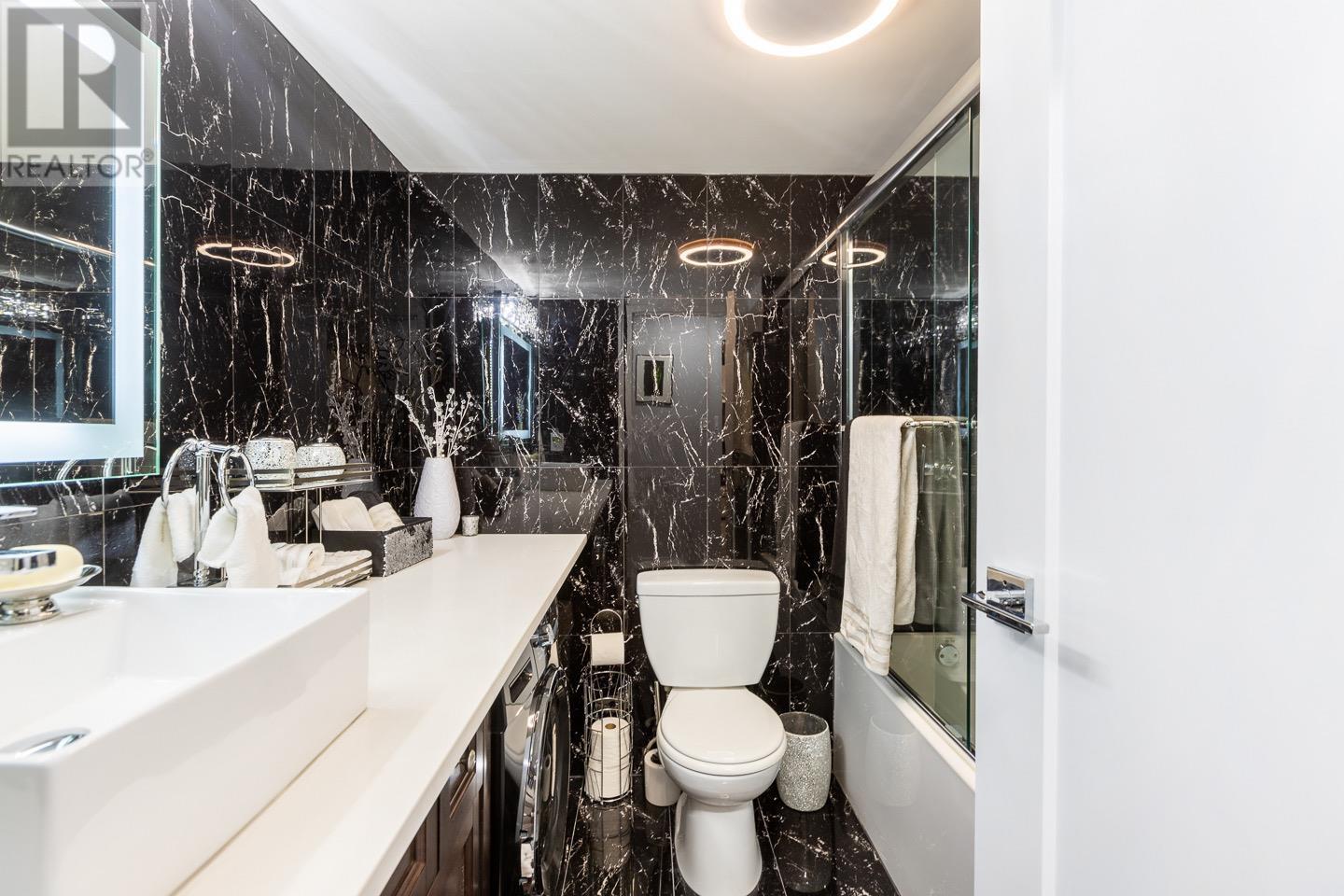 105 601 North Road, Coquitlam, British Columbia  V3J 1P1 - Photo 4 - R2758421