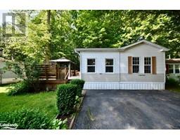 4 PACIFIC Avenue