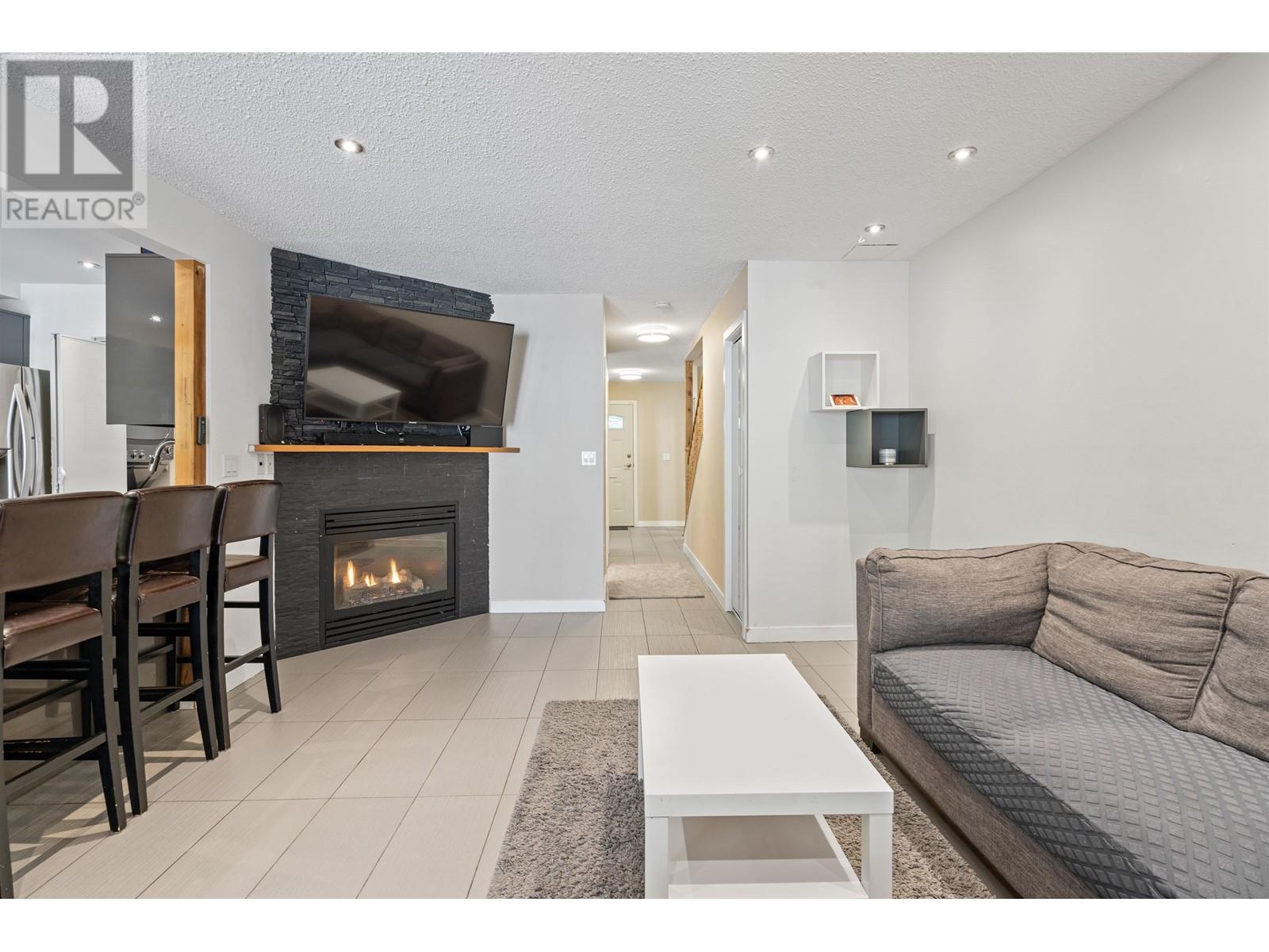 2535 Gordon Avenue, Port Coquitlam, British Columbia  V3C 3Z3 - Photo 17 - R2791994