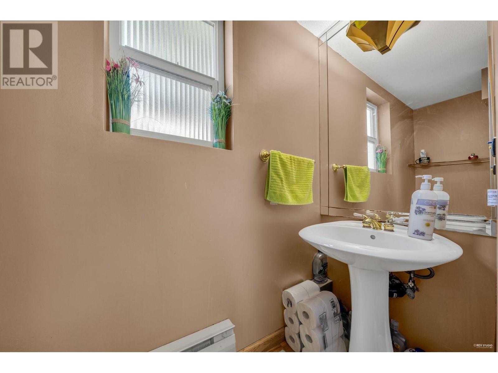 6640 Shawnigan Place, Richmond, British Columbia  V7E 4W9 - Photo 32 - R2791173