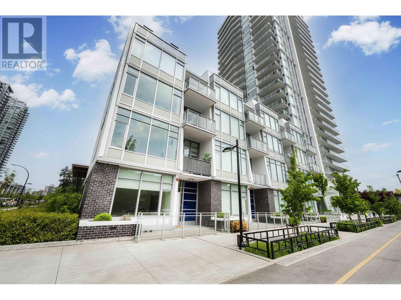 5033 Imperial Street, Burnaby, British Columbia  V5J 0J3 - Photo 1 - R2776393