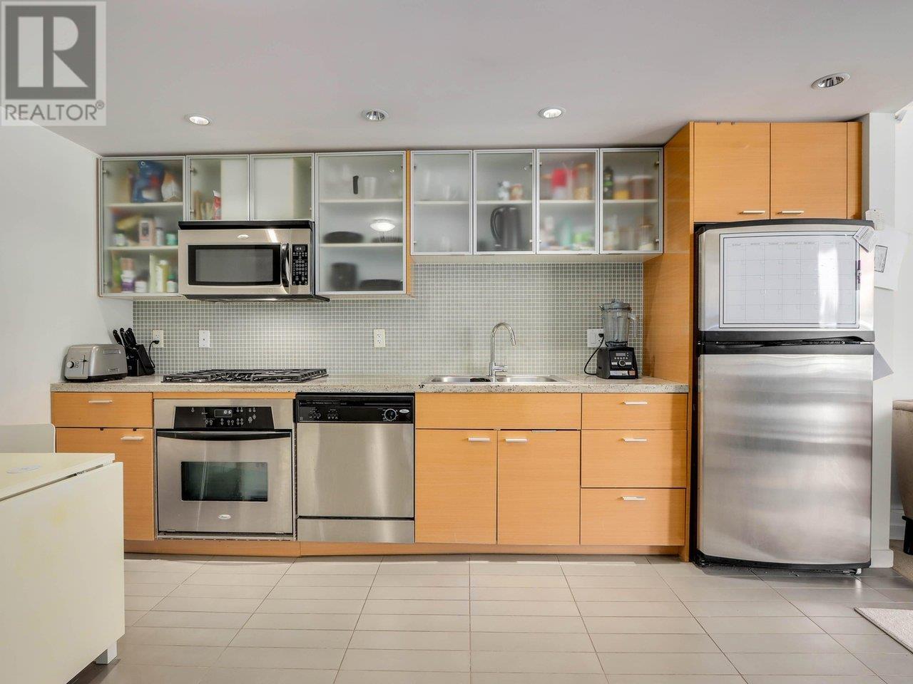 305 33 Smithe Street, Vancouver, British Columbia  V6B 0B5 - Photo 14 - R2791463