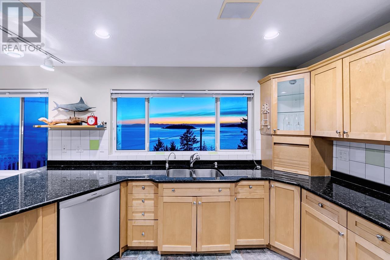 5949 Marine Drive, West Vancouver, British Columbia  V7W 2S1 - Photo 9 - R2792367