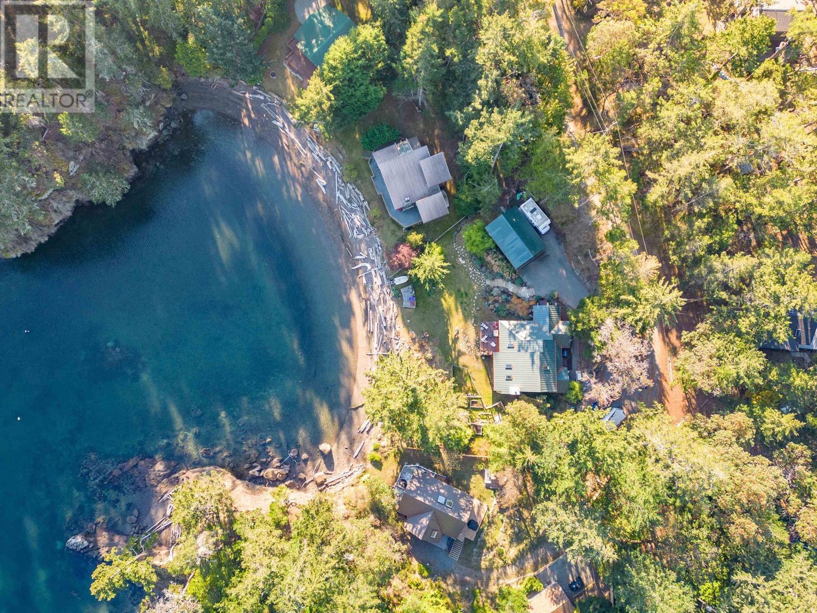 7942 Plumper Way, Pender Island, British Columbia  V0N 2M2 - Photo 5 - R2792299