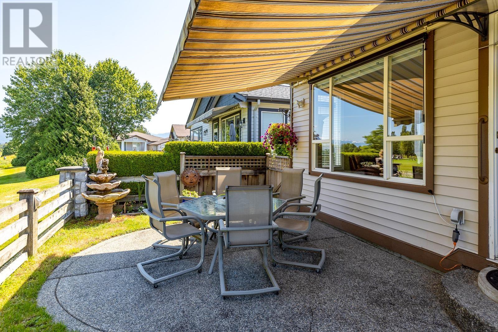 127 19639 Meadow Gardens Way, Pitt Meadows, British Columbia  V3Y 2T5 - Photo 17 - R2792142