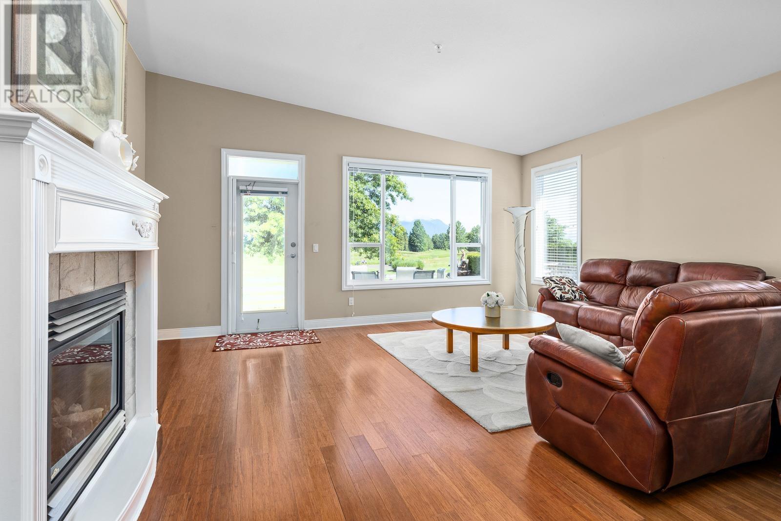 127 19639 Meadow Gardens Way, Pitt Meadows, British Columbia  V3Y 2T5 - Photo 9 - R2792142