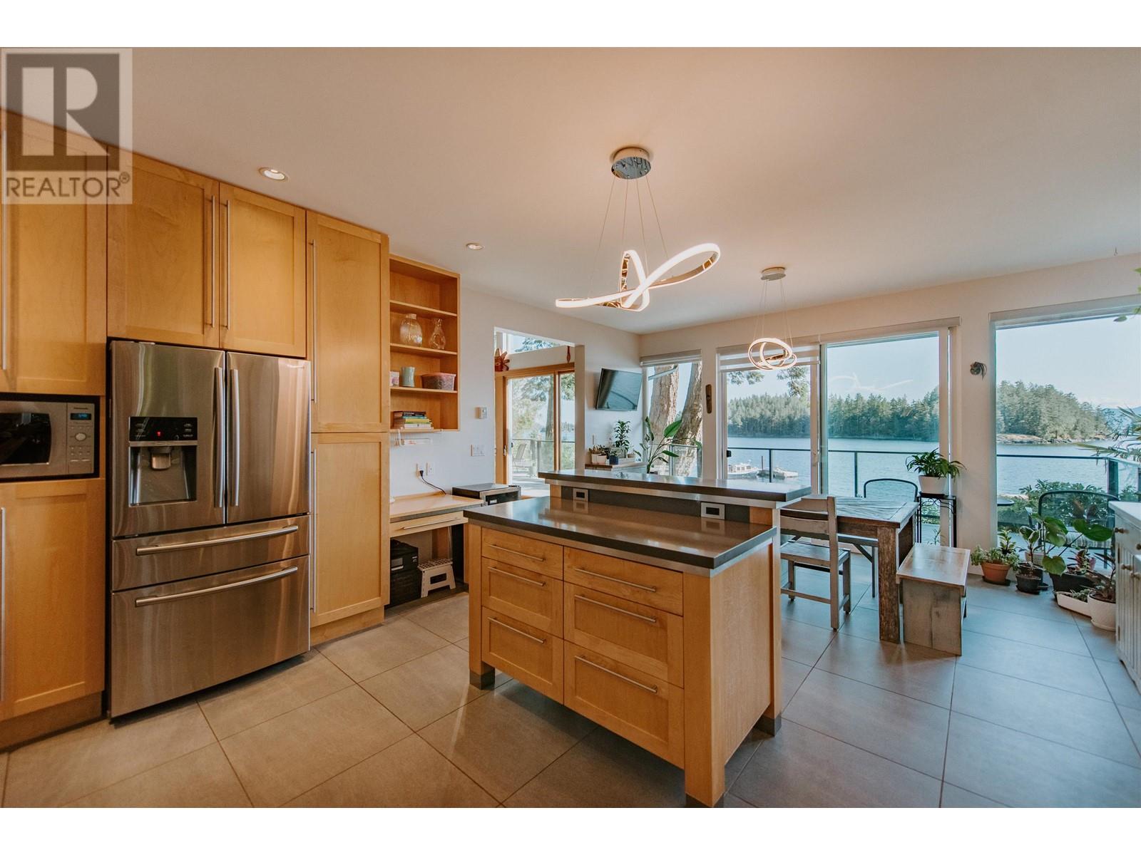 4990 Francis Peninsula Road, Pender Harbour, British Columbia  V0N 2H1 - Photo 11 - R2792757